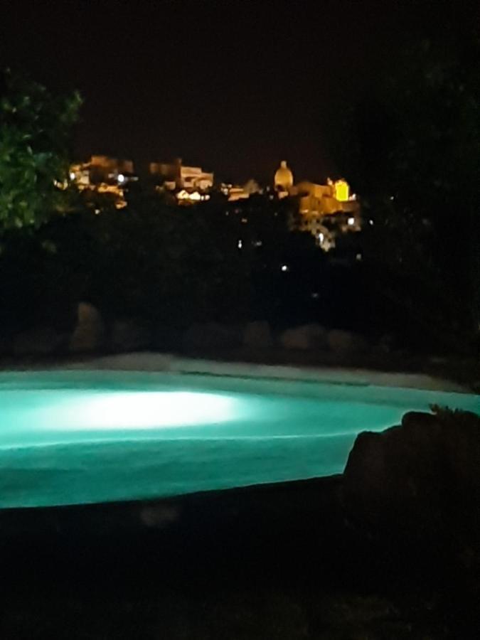 Il Primo Fiore Noto Kültér fotó